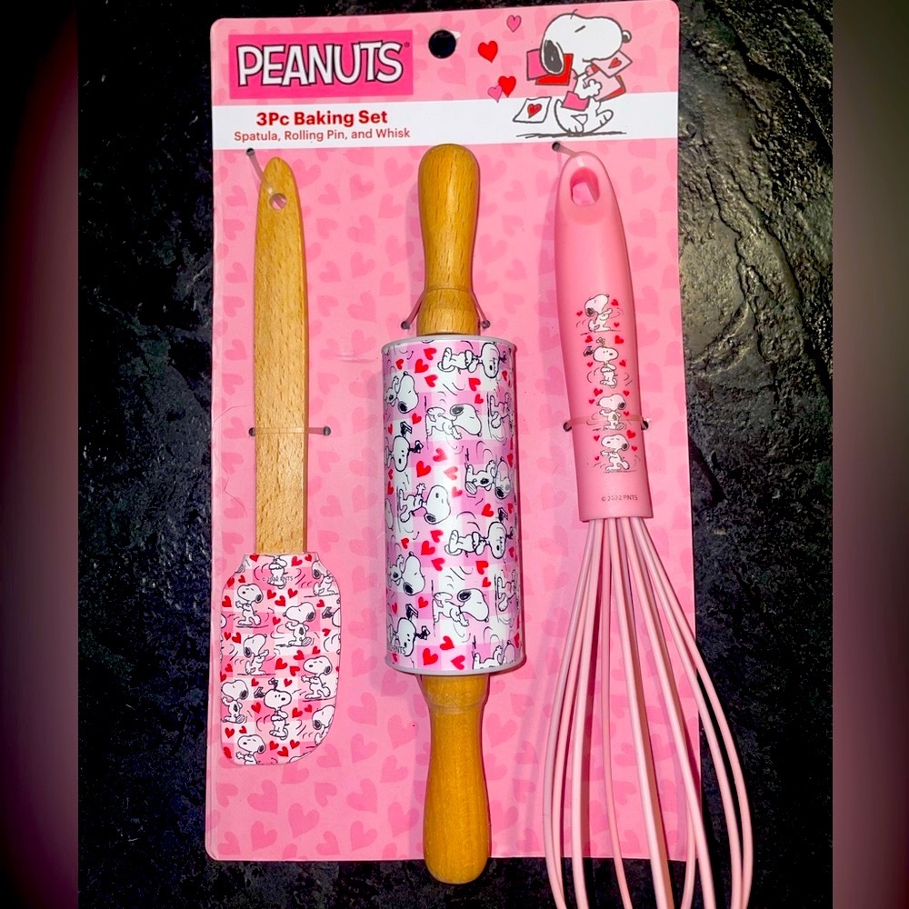 Peanuts Valentine’s Day 3pc baking set